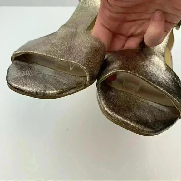 Vaneli sandals 9.5 N bronze leather t-strap chunky - Picture 8 of 11